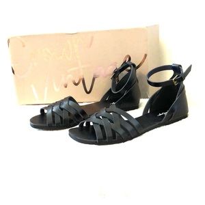 Size 6.5 Crown Vintage Nayli Sandals